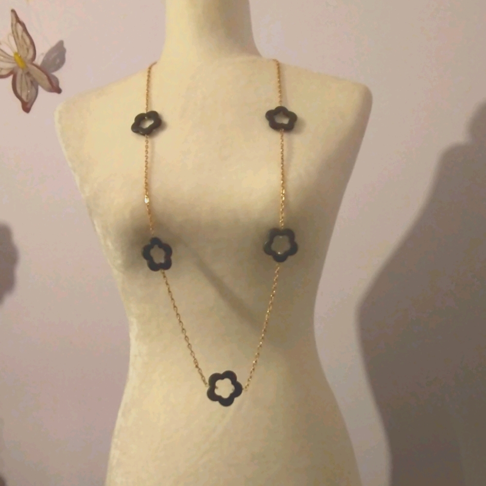 Necklace - Picture 2 of 6
